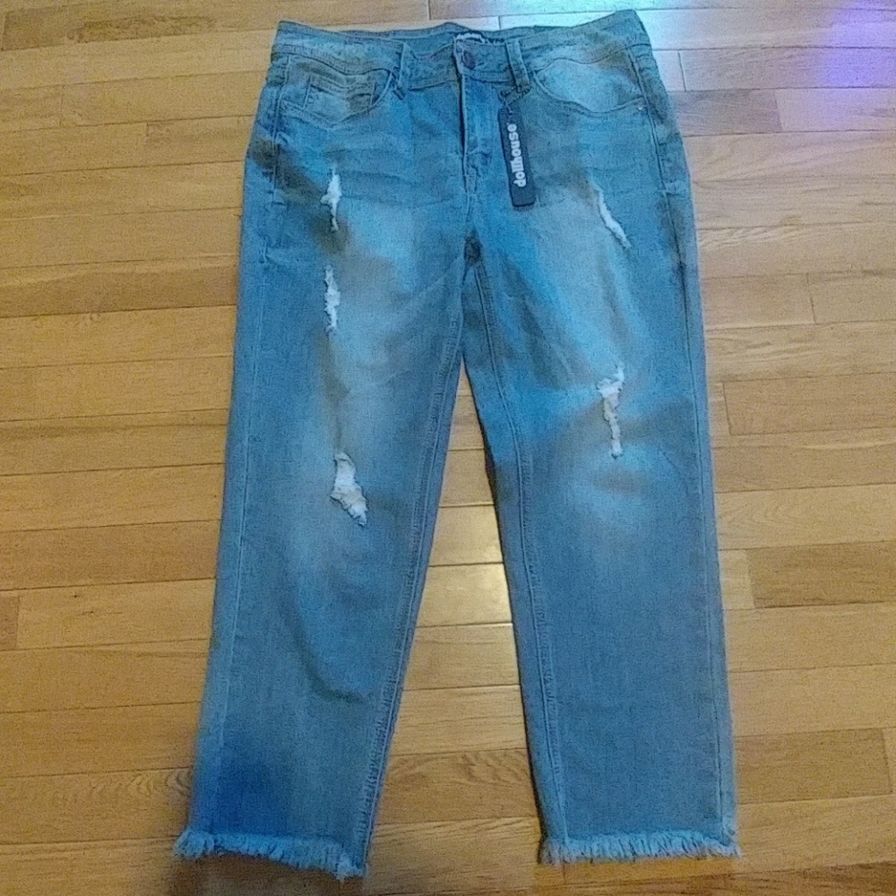Cropped Ankle Light Blue Wash Jeans